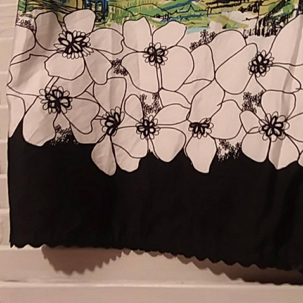 NWoT☆ Beautiful Bright Skirt - Picture 3 of 5